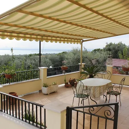 With Amazing View Monte SantʼAngelo